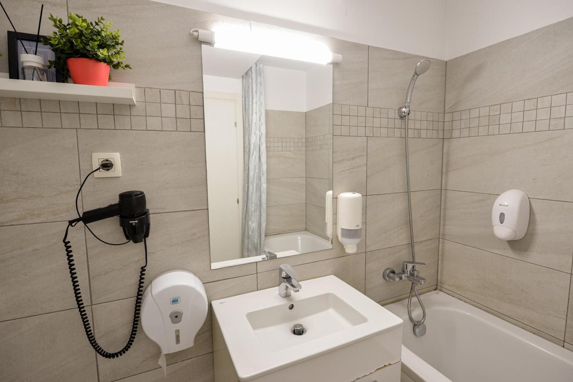 Bucharest City Center Apartment Exteriör bild