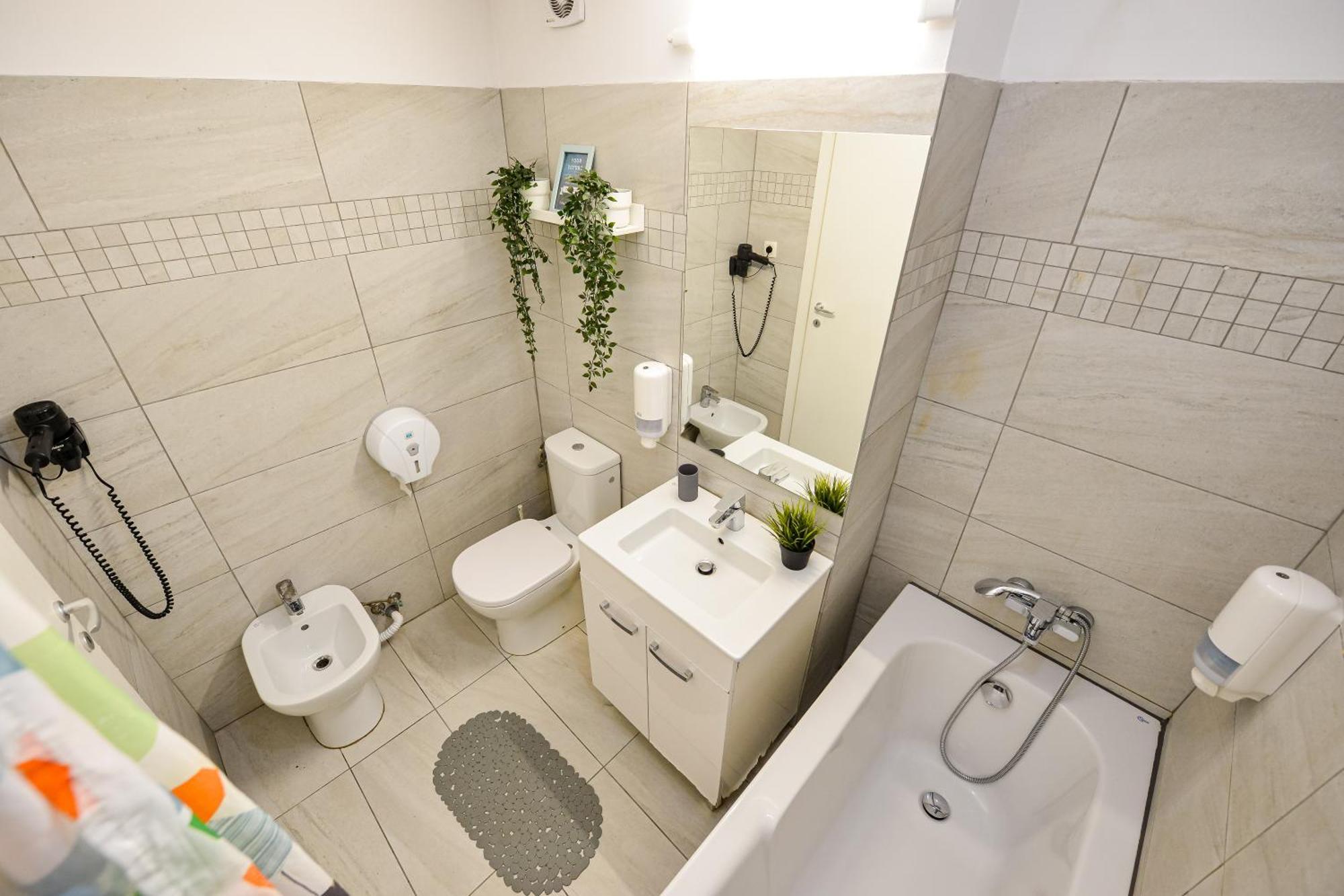 Bucharest City Center Apartment Exteriör bild
