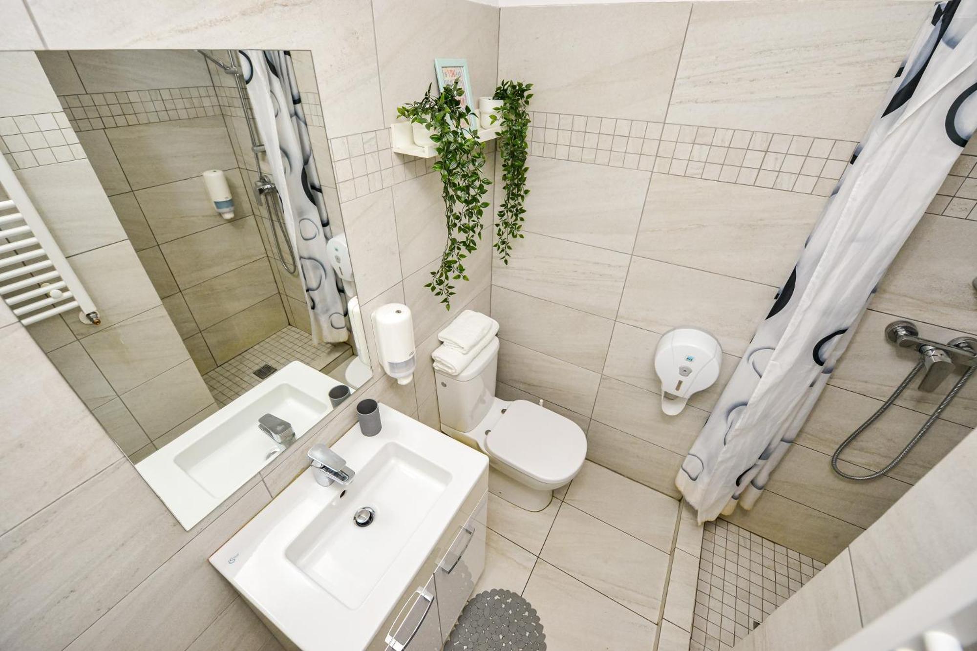 Bucharest City Center Apartment Exteriör bild